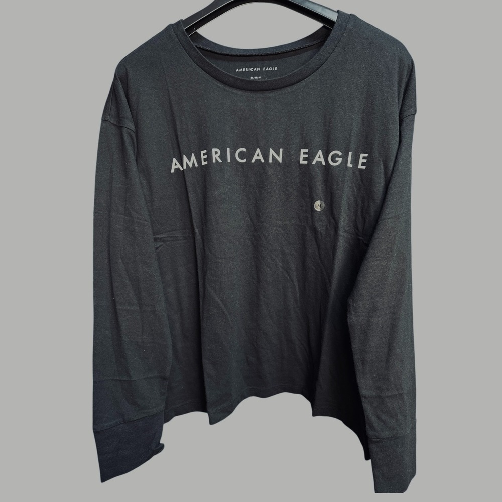 American Eagle Long Sleeve T-Shirt Black STAFF Logo Crew‎ Medium Sweater NWOT